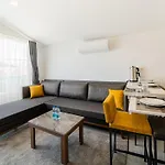 Midpoint Apartamento