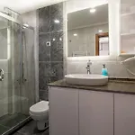Midpoint Apartamento *