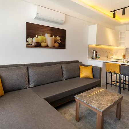 Apartment Midpoint *