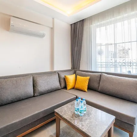 Midpoint Apartamento Fethiye