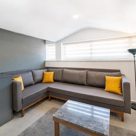 Midpoint Apartamento Fethiye