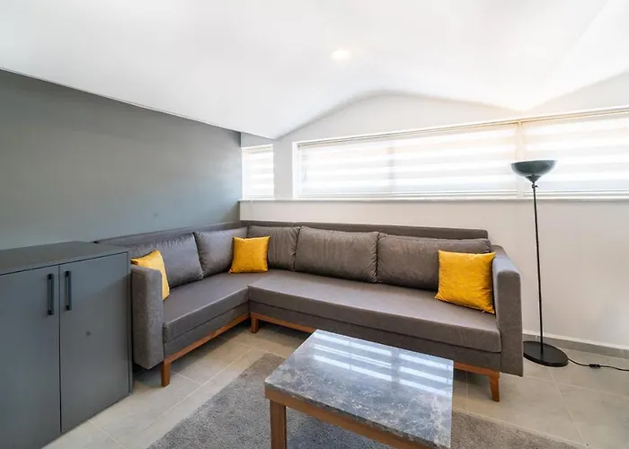 Midpoint Apartamento Fethiye